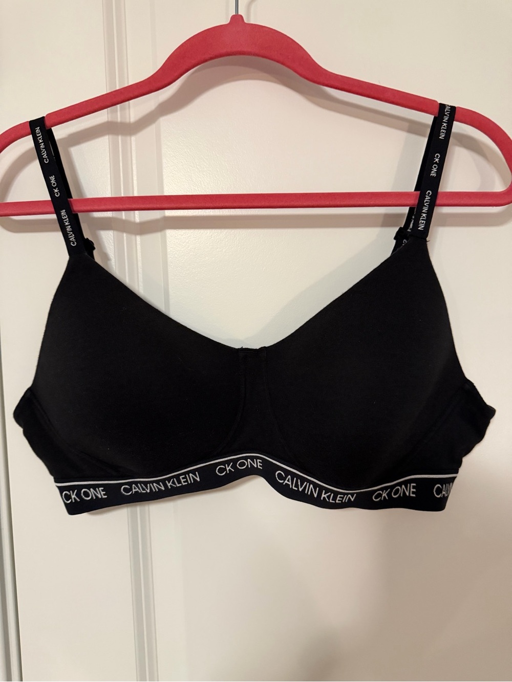 Calvin Klein Black CK One Soft Wireless Bra Size XL